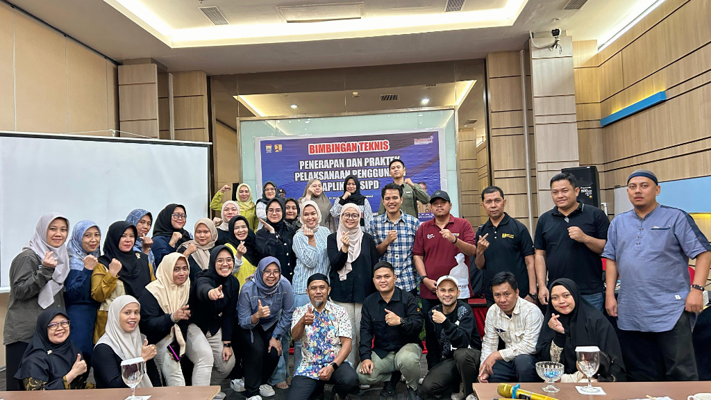BIMBINGAN TEKNIS DENGAN TEMA PENERAPAN DAN PRAKTEK PELAKSANAAN PENGGUNA APLIKASI SIPD